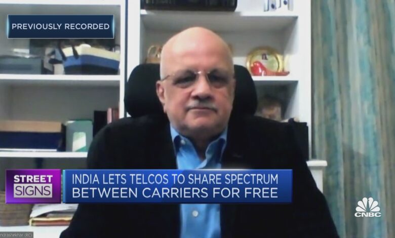 Former Telecom & IT Secretary
